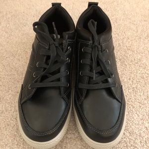 NEW Youth boys Steve Madden Shoes